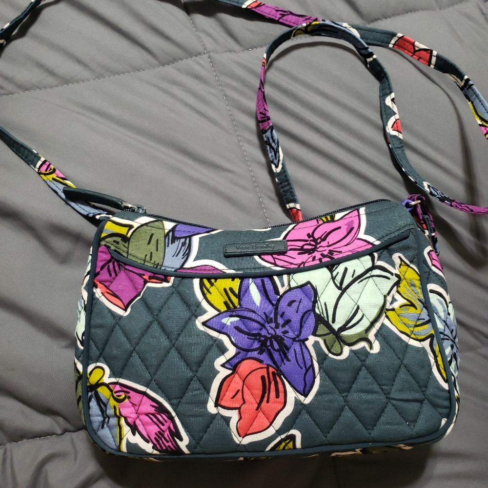 Vera Bradley Crossbody Hunter green Floral Falling